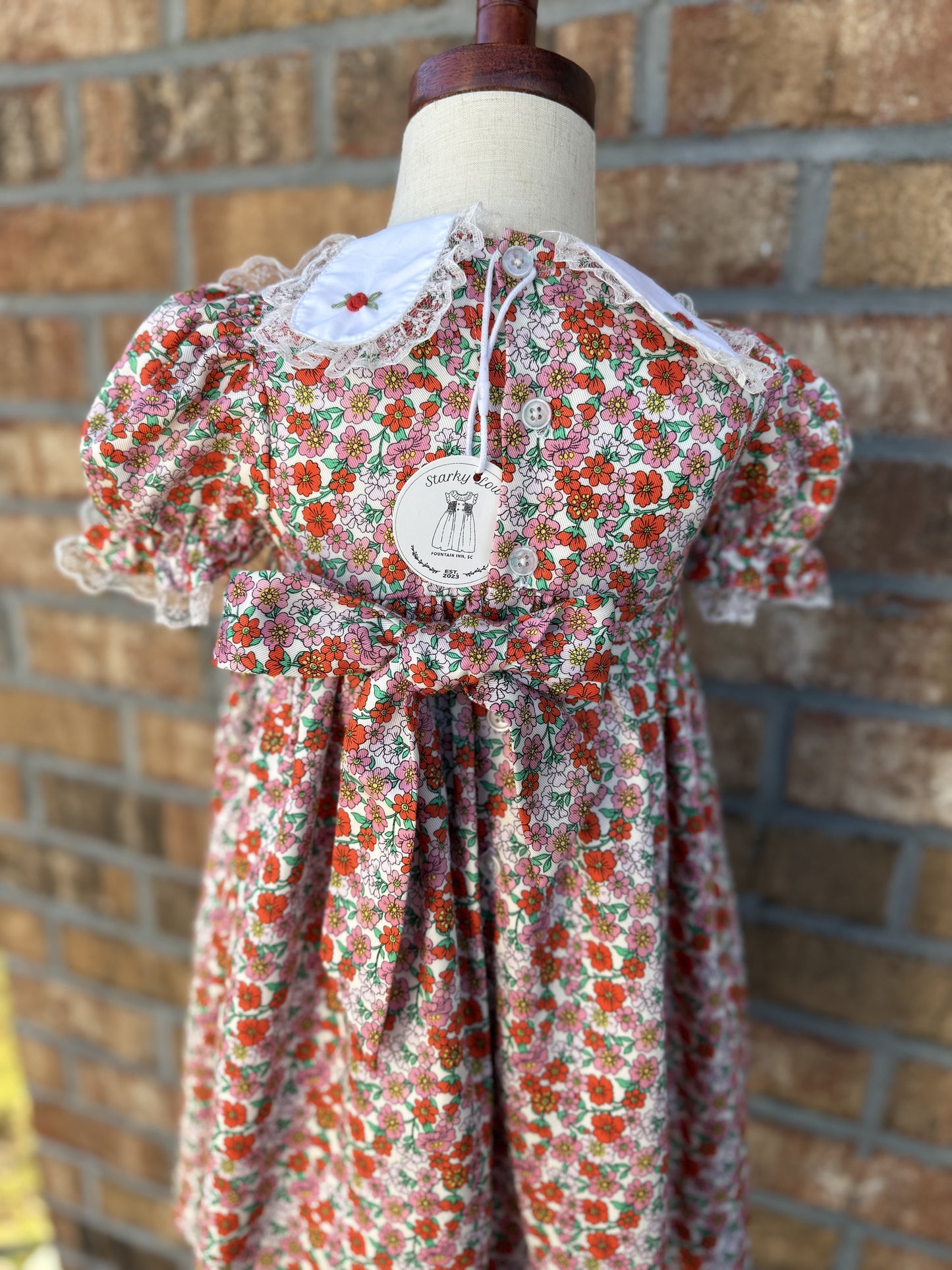 Floral petal collared Smocked dress