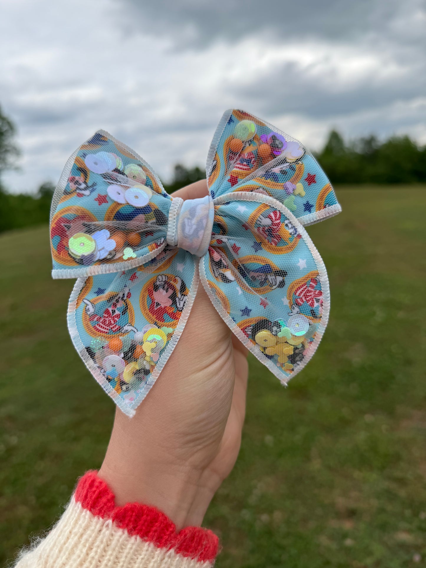 Porthole confetti bow SMALL