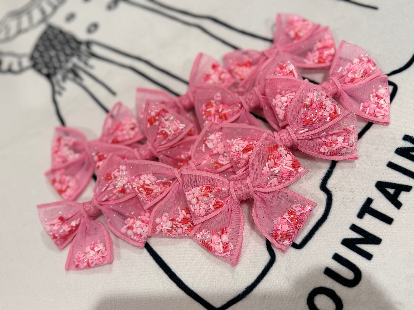 Be mine confetti bow