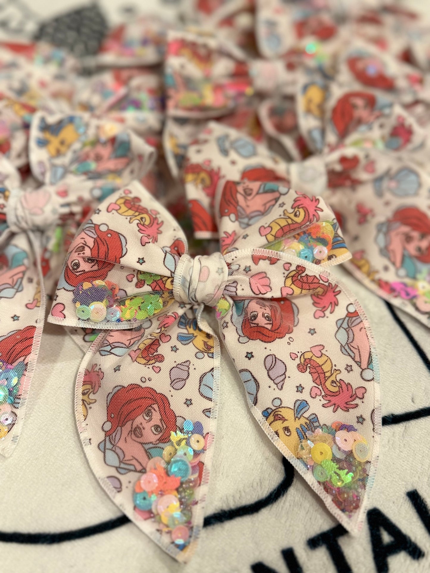 Ariel confetti bow (large)