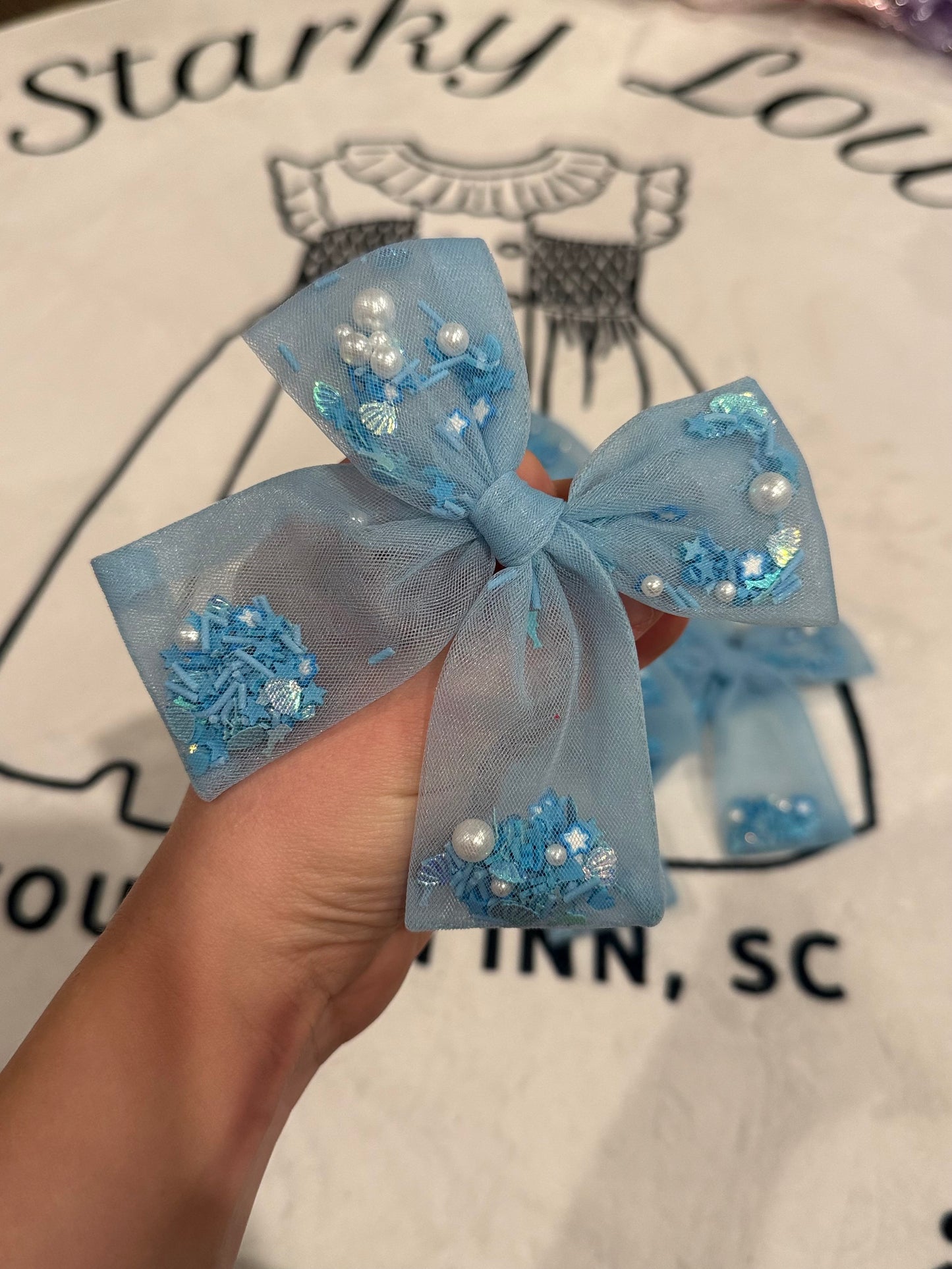 Shells & dolphins confetti bow