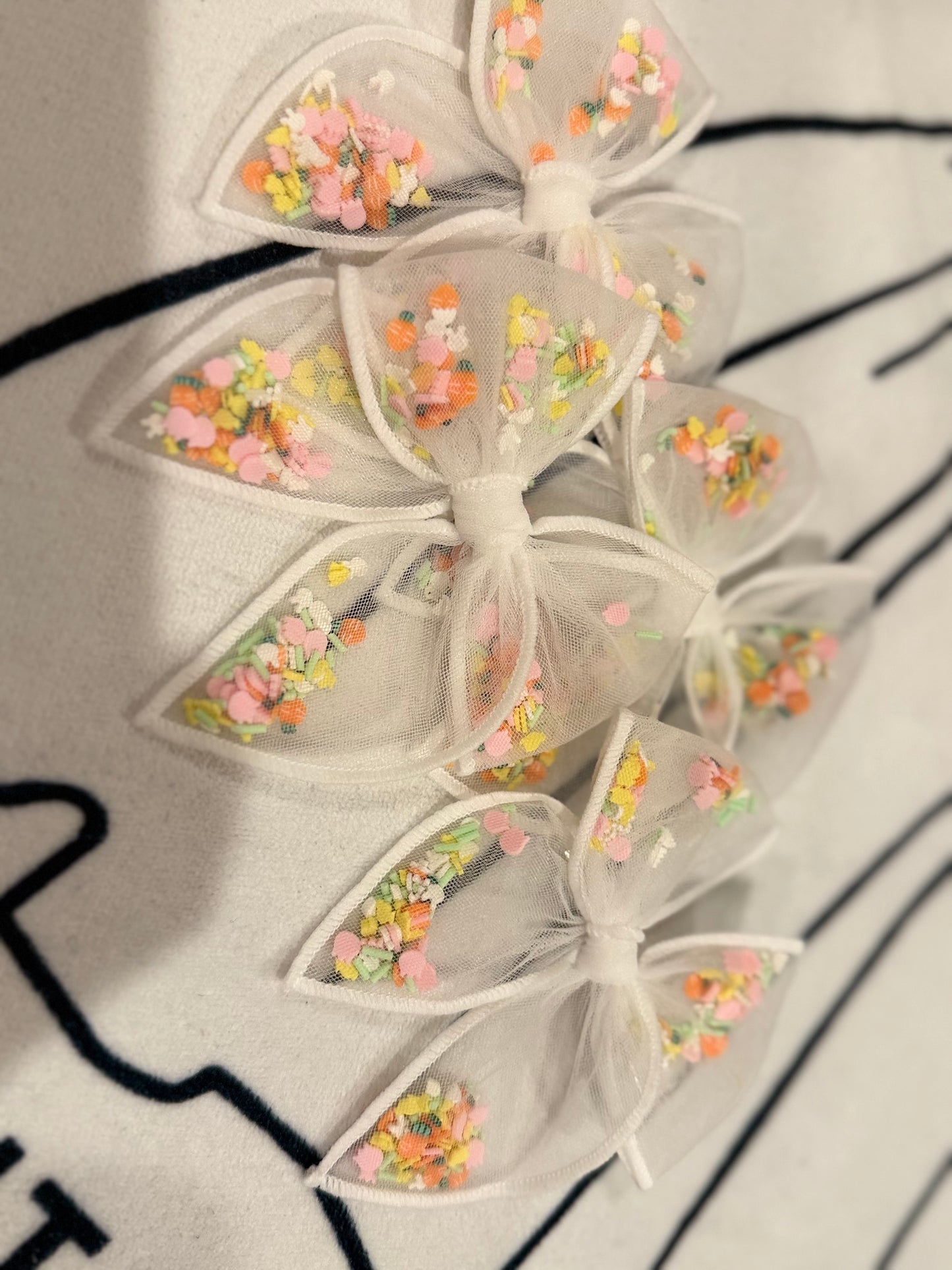 Bunnies & Carrots Confetti Bow