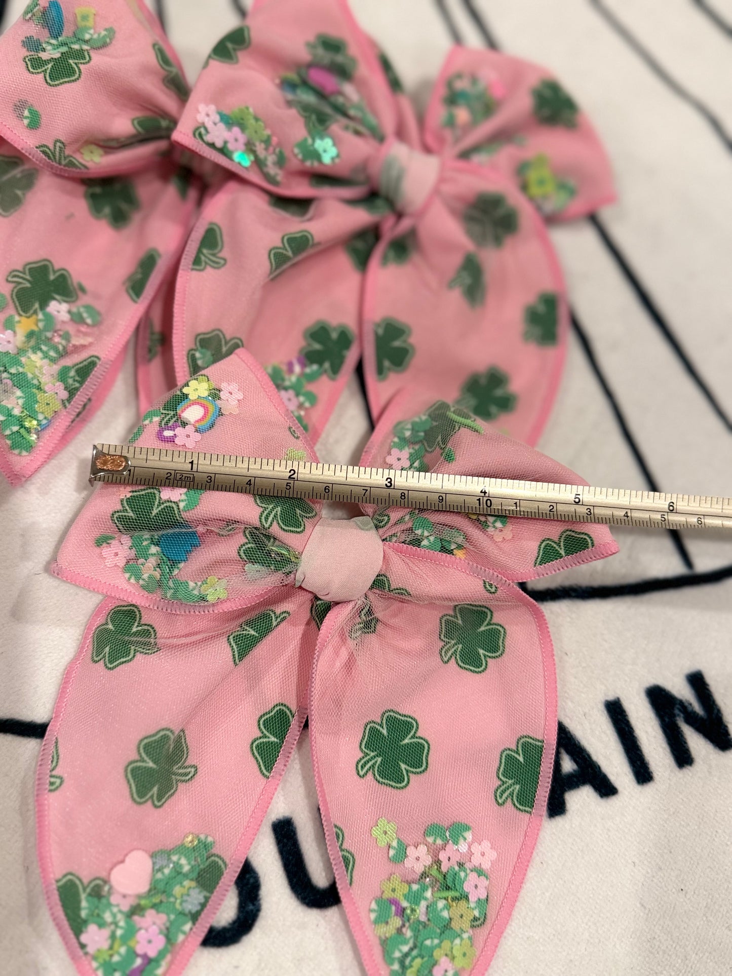 Pink Patrick’s confetti Bow(large)