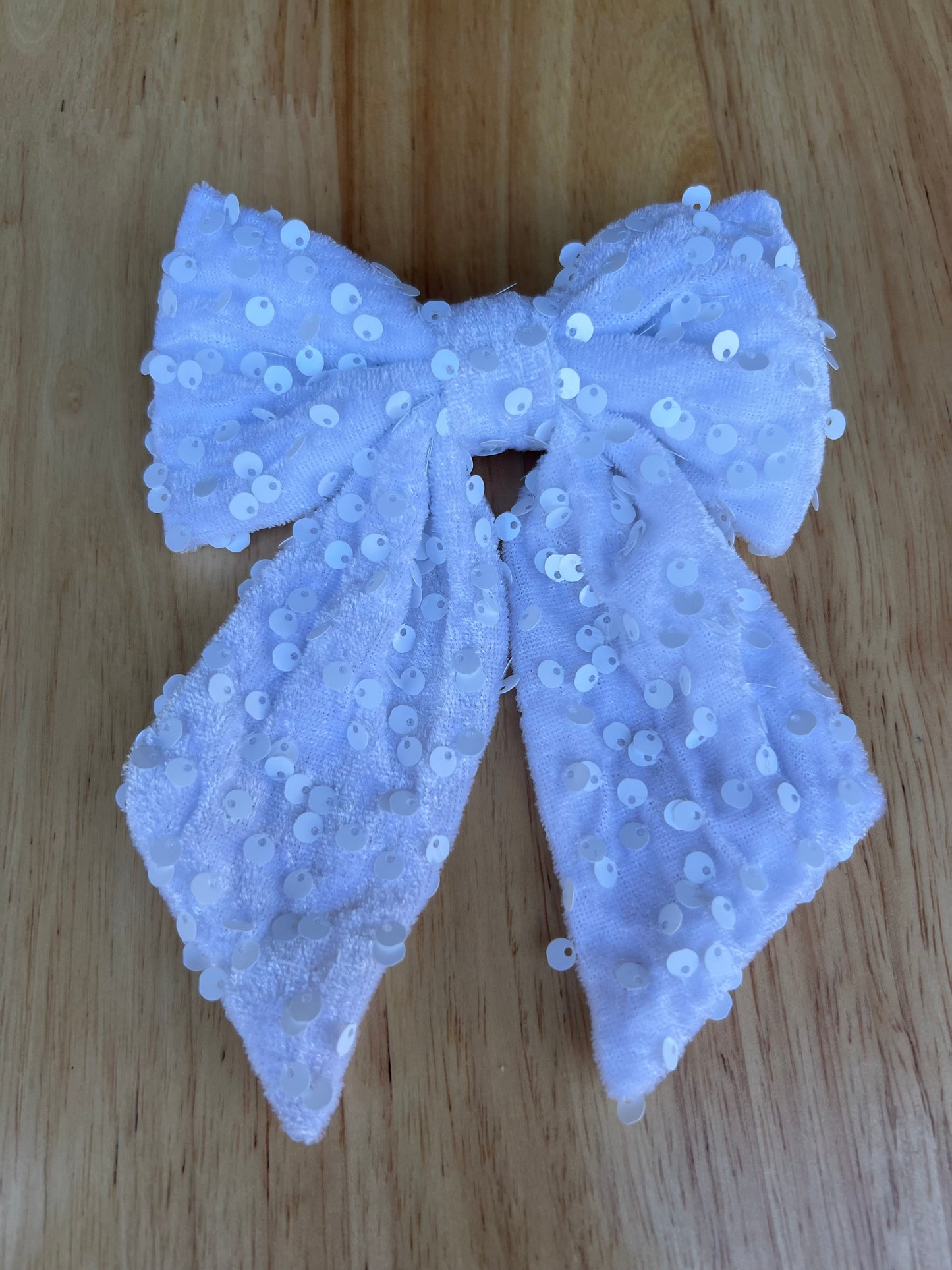 Velvet/Sequin Bow- White (alligator clip)