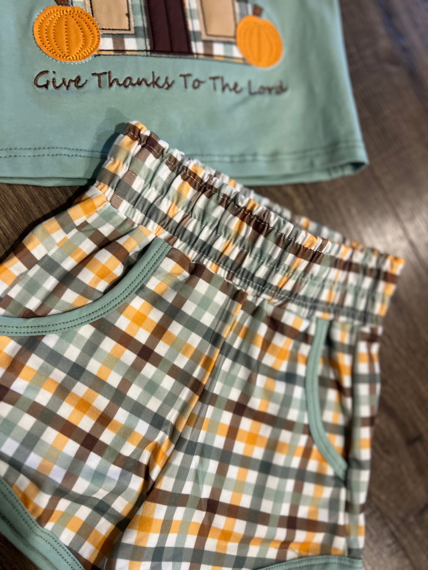 Give Thanks to the Lord-BOYS